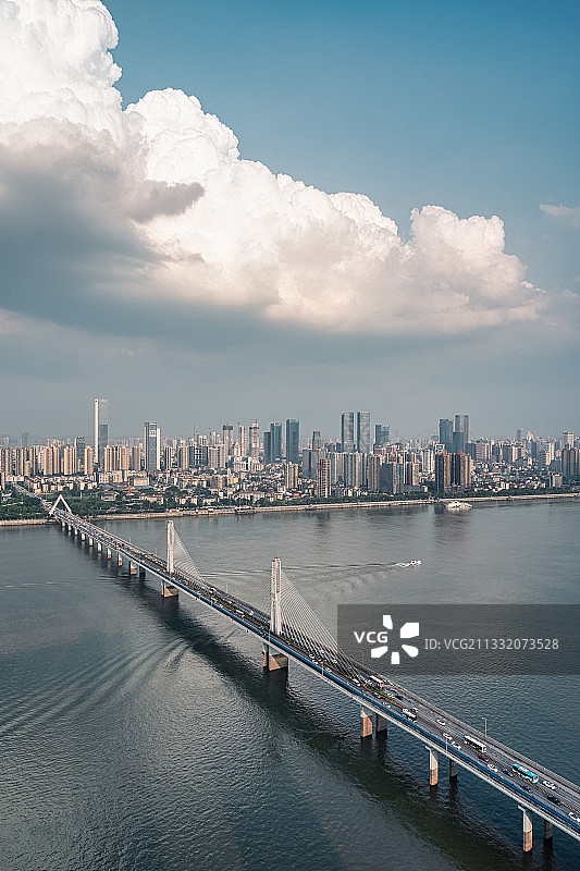 夏日的银盆岭大桥图片素材