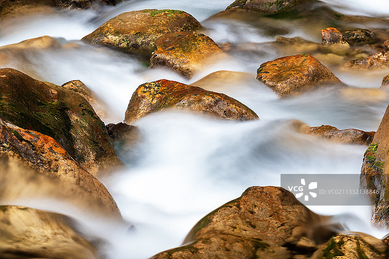 九龙沟溪流图片素材