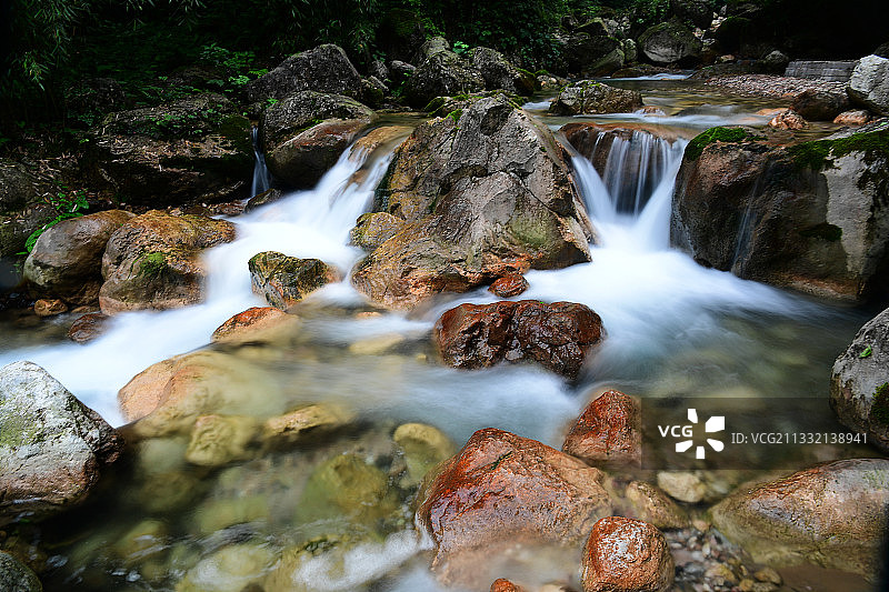 九龙沟溪流图片素材