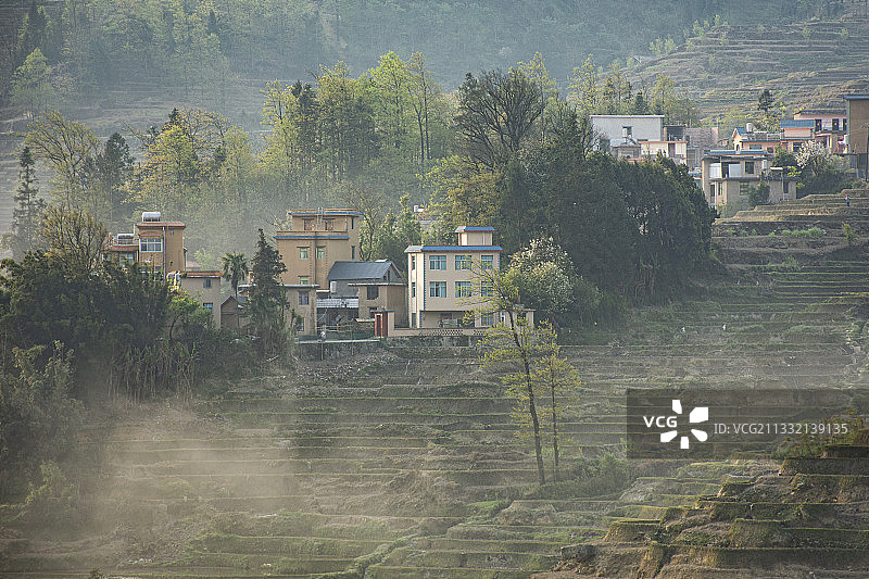 云南红河哈尼族梯田图片素材