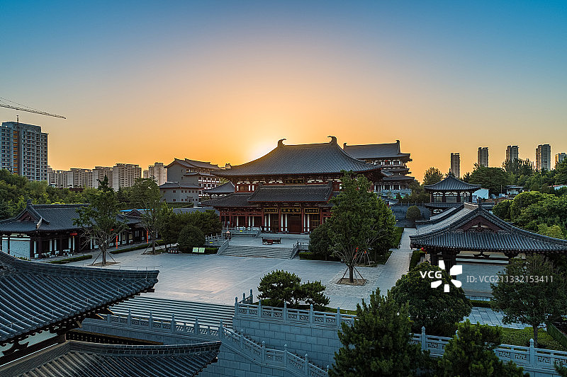 西安清凉寺清晨航拍图片素材