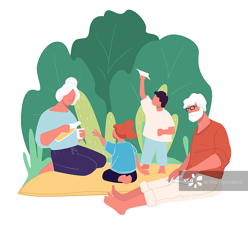 祖父母在公园里和孩子们共度时光图片素材