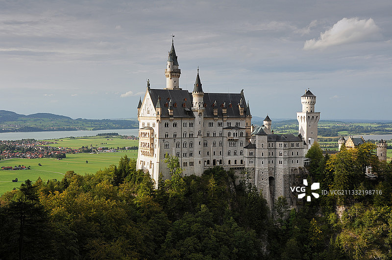 德国巴伐利亚州，德国的象征——新天鹅堡图片素材
