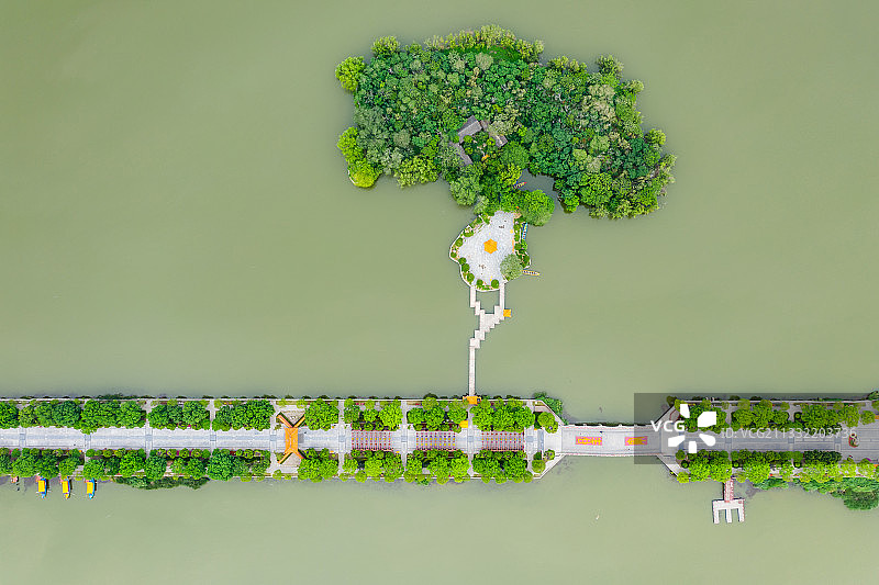 河南开封龙亭景区夏季户外航拍正上方视角图片素材