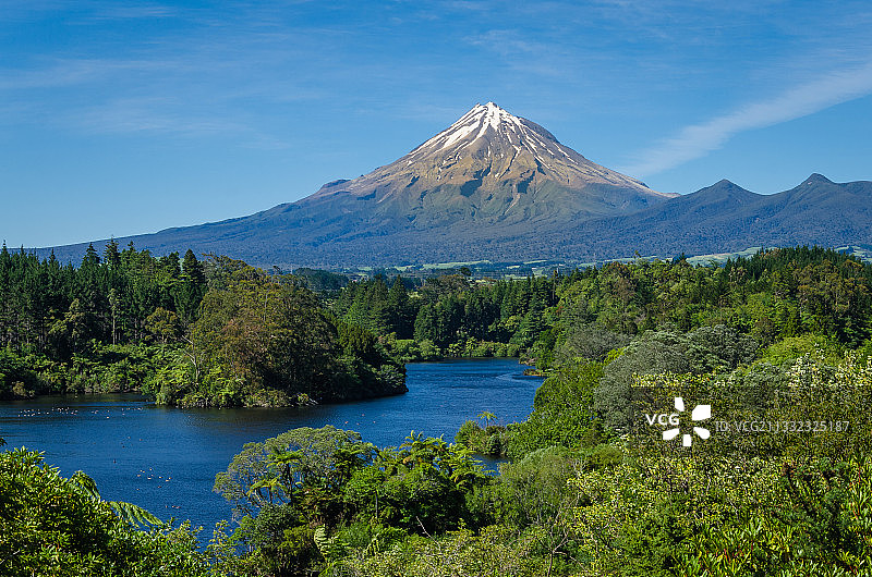 新西兰塔拉纳基山景图片素材