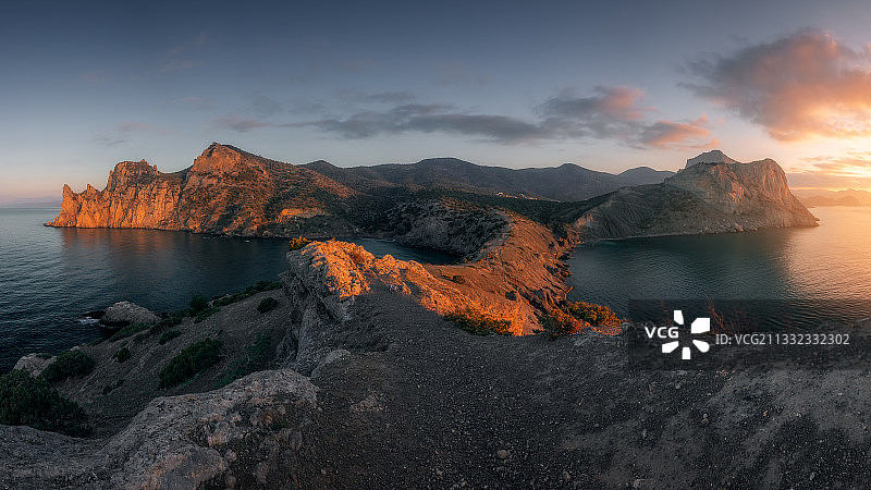 日落时大海对天空的景色图片素材