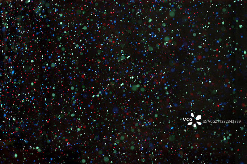 五彩纸屑全画幅拍摄，斯洛伐克，布拉迪斯拉发图片素材