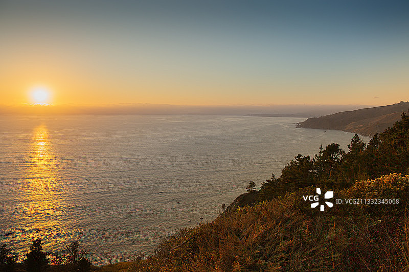 日落时分美国加利福尼亚州斯廷森海滩海景图片素材