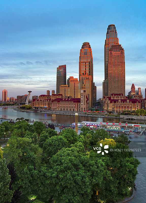 天津津湾广场图片素材
