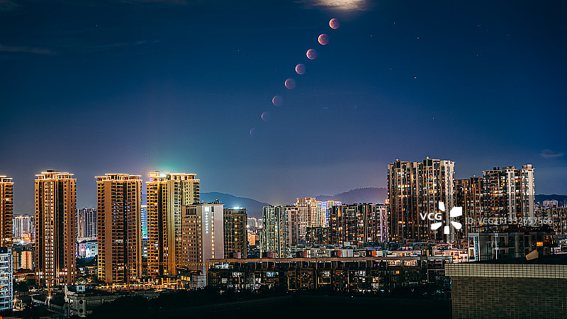 中山月全食图片素材