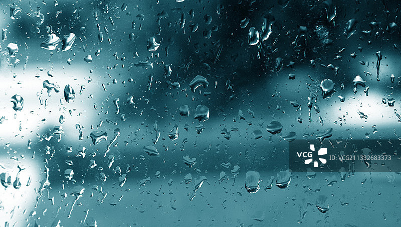 潮湿的玻璃窗特写图片素材