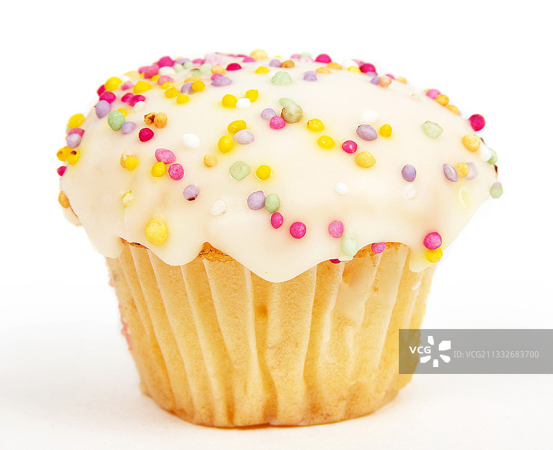 纸杯蛋糕特写，白色背景图片素材