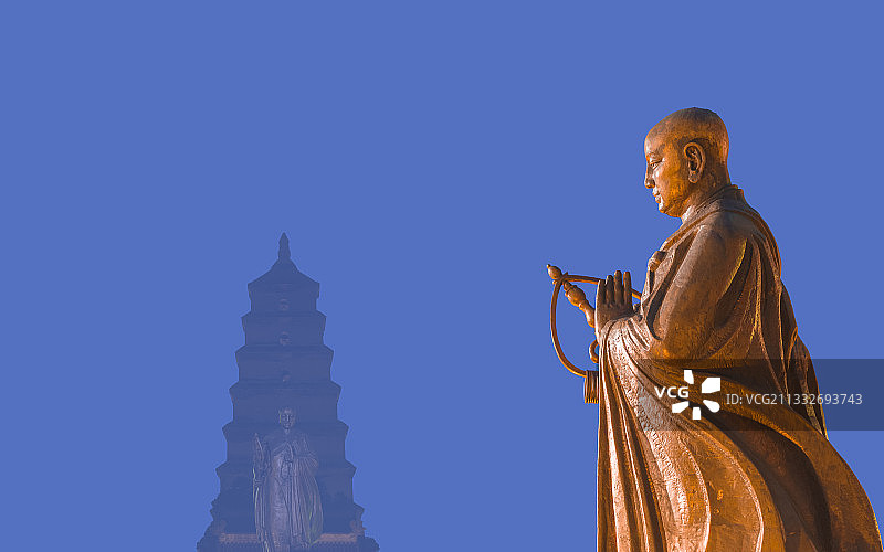 中国陕西省西安市玄奘雕塑图片素材