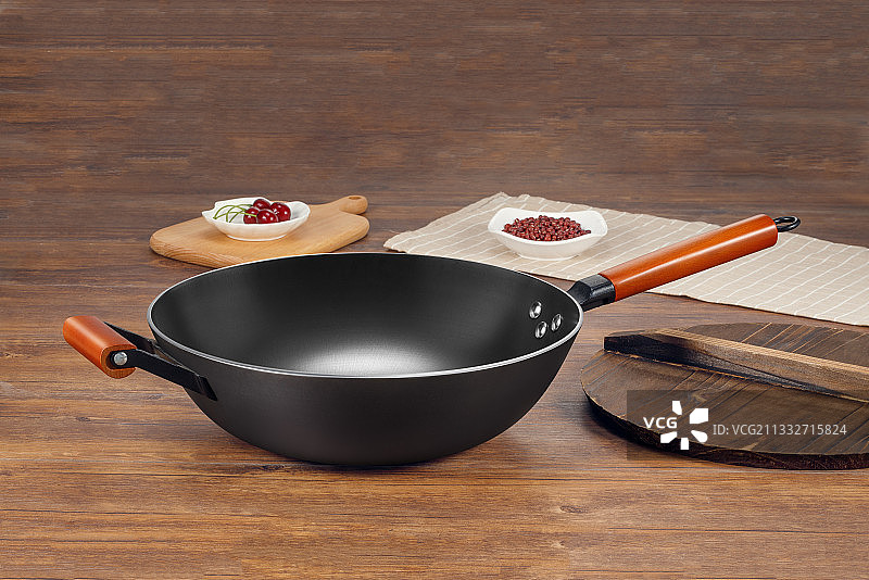 烹饪铁锅图片素材