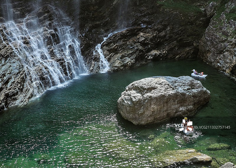 庐山三叠泉瀑布图片素材