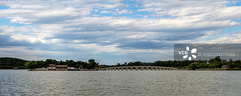 十七孔桥全景图图片素材
