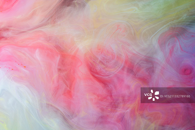 彩色的墨水在水中飘散图片素材