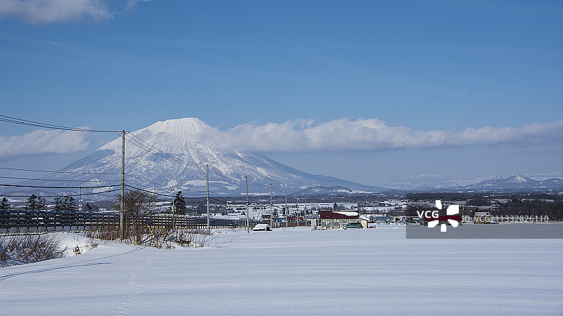 北海道雪山图片素材