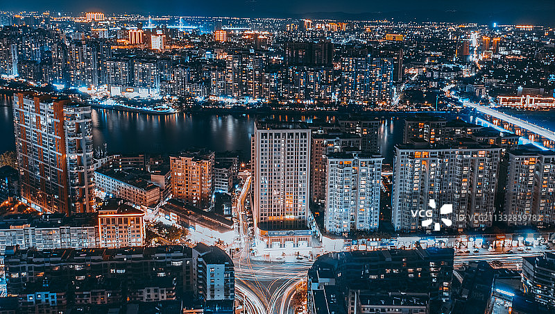 榕江两岸的夜景图片素材