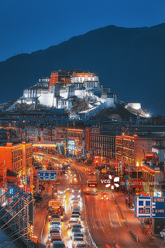 西藏布达拉宫夜景图片素材