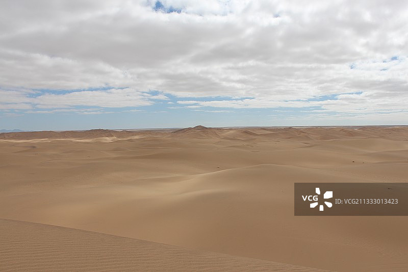 沙漠对天空的风景图片素材