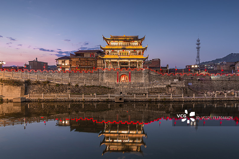 长汀五通楼夜景图片素材
