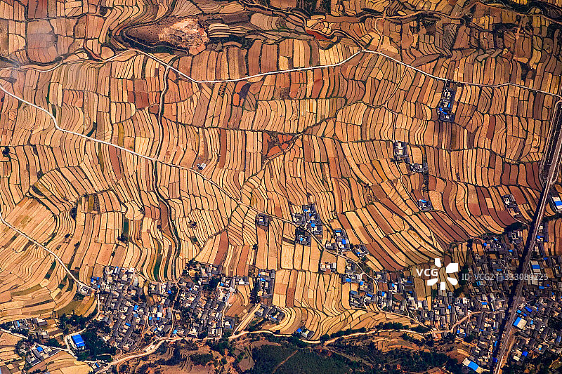 航拍云南丽江农田图片素材