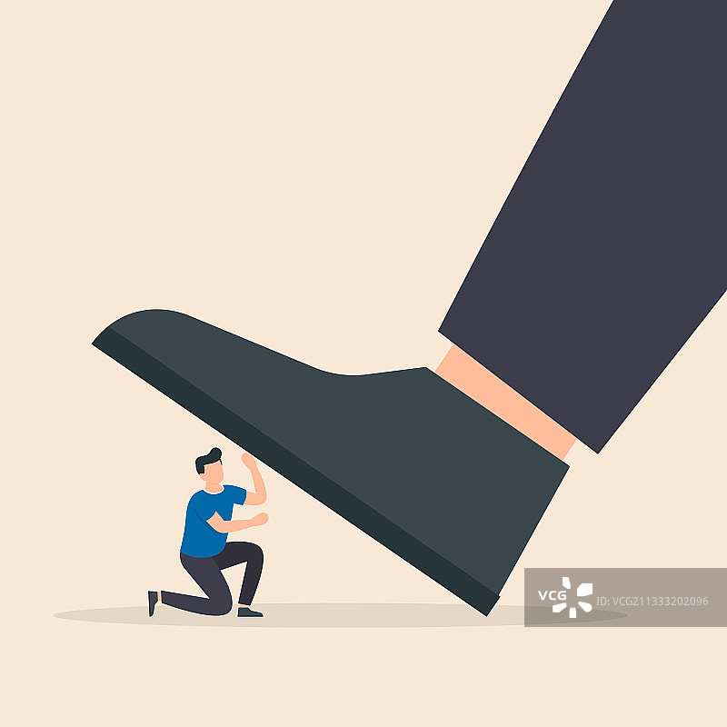 男人大脚踩到受惊吓的小人图片素材