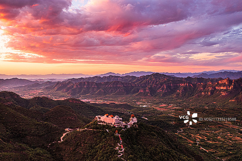 航拍丫髻山图片素材
