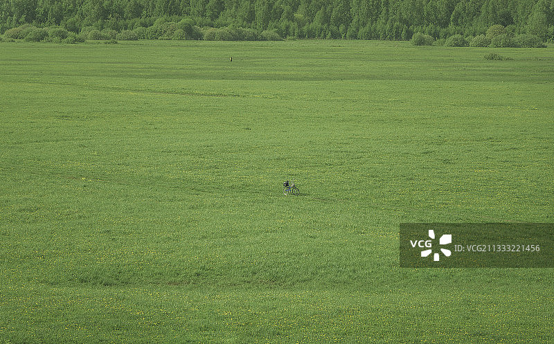 俄罗斯草地高空俯视图片素材