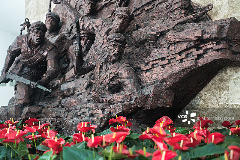 雕像 塑像 文化  红军 纪念 飞夺泸定桥图片素材