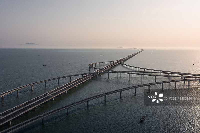 青岛胶州湾跨海大桥红岛互通图片素材