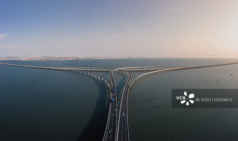 青岛胶州湾跨海大桥红岛互通图片素材