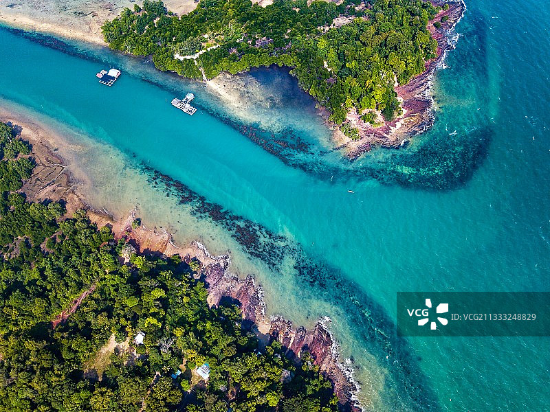 航拍热带海岛印尼巴淡岛图片素材