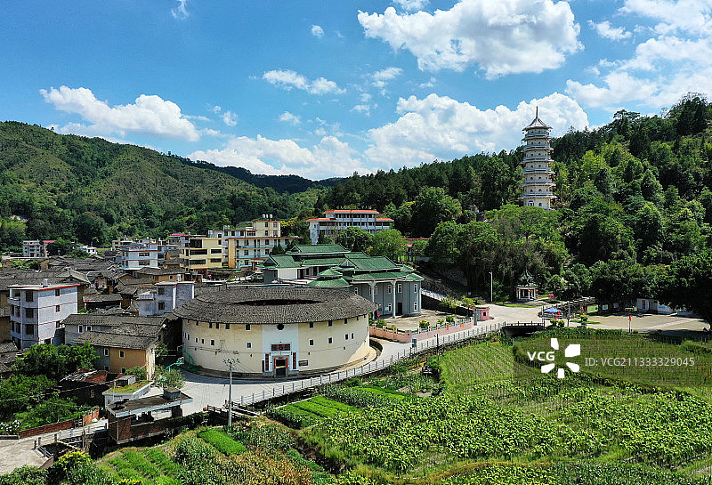 福建省龙岩市永定区下洋镇中川古村落航拍图片素材