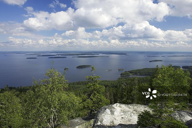 从科利山眺望皮耶利宁湖，科利国家公园，北卡累利阿，芬兰，欧洲图片素材