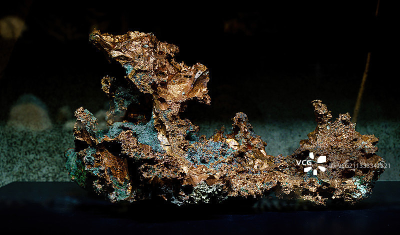 德国埃森鲁尔博物馆铜和银矿标本图片素材