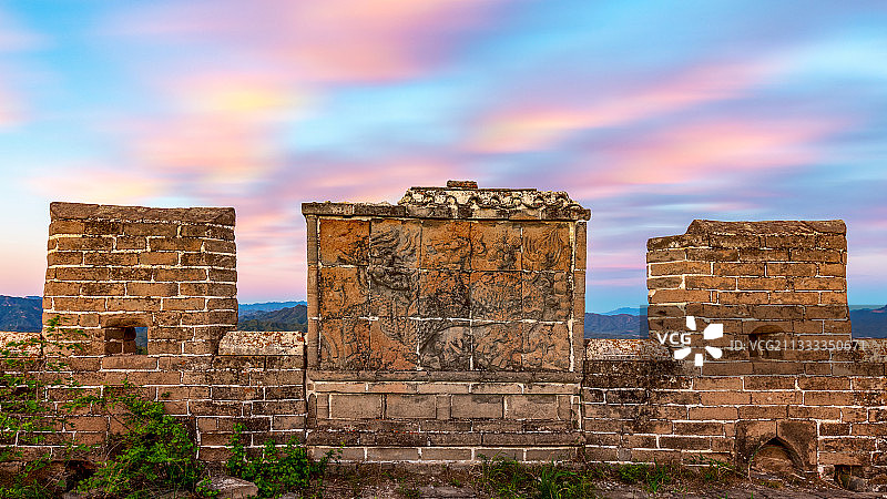 金山岭长城麒麟楼影壁日出朝霞图片素材