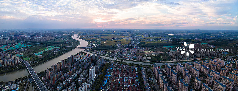 南京六合区，广袤的平原和城镇图片素材