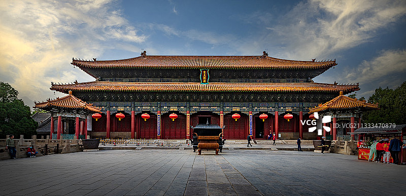 岱庙位于山东省泰安市泰山南麓，俗称"东岳庙"。图片素材