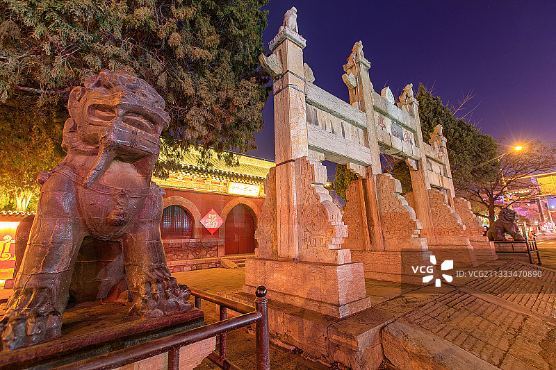 岱庙位于山东省泰安市泰山南麓，俗称"东岳庙"。图片素材