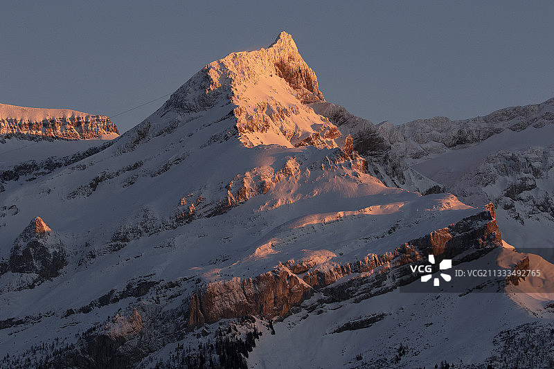 迪亚布勒山脉性红山顶，伯尔尼阿尔卑斯山，沃州，瑞士图片素材