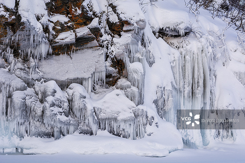 瑞典阿比斯库国家公园托内特拉斯克湖的冰层图片素材
