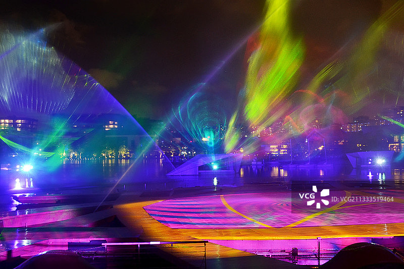 深圳欢乐海岸《深蓝秘境》水秀舞台演出图片素材