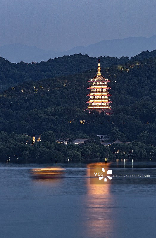 雷峰烟光图片素材