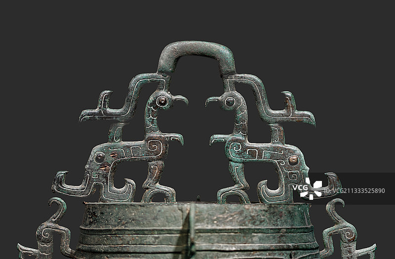 珍贵文物，青铜器青铜钟，春秋时期，宝鸡市眉县博物馆收藏图片素材