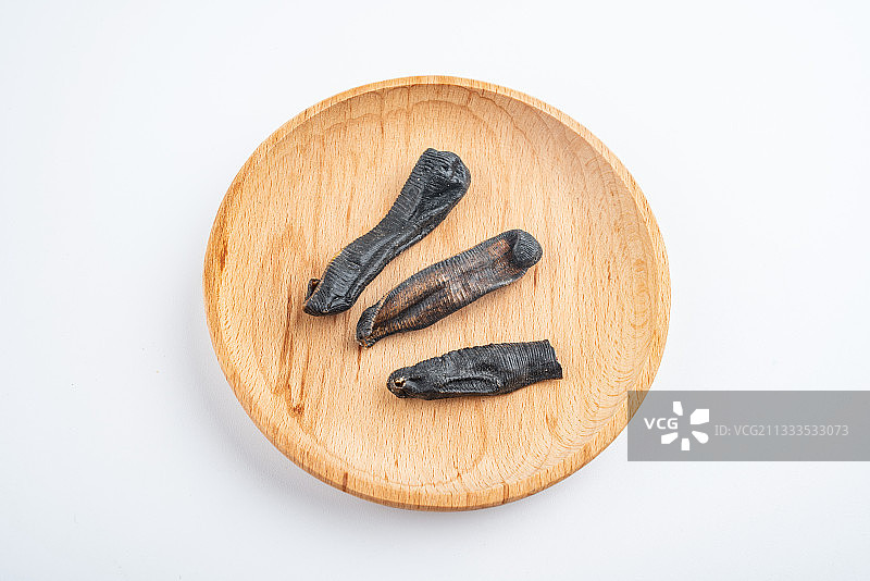 白背景上的中医中药材水蛭图片素材