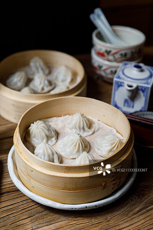中式传统美食小吃小笼包图片素材