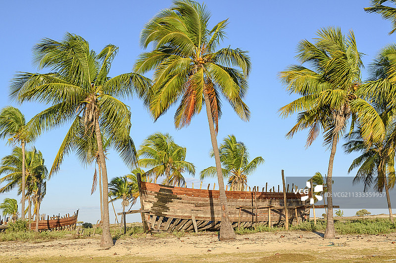贝卢苏尔梅尔的造船厂，马达加斯加图片素材