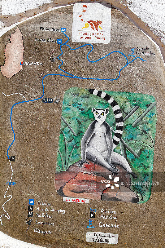 伊萨卢国家公园指示牌，1962年建立的81540公顷国家公园，马达加斯加南部图片素材